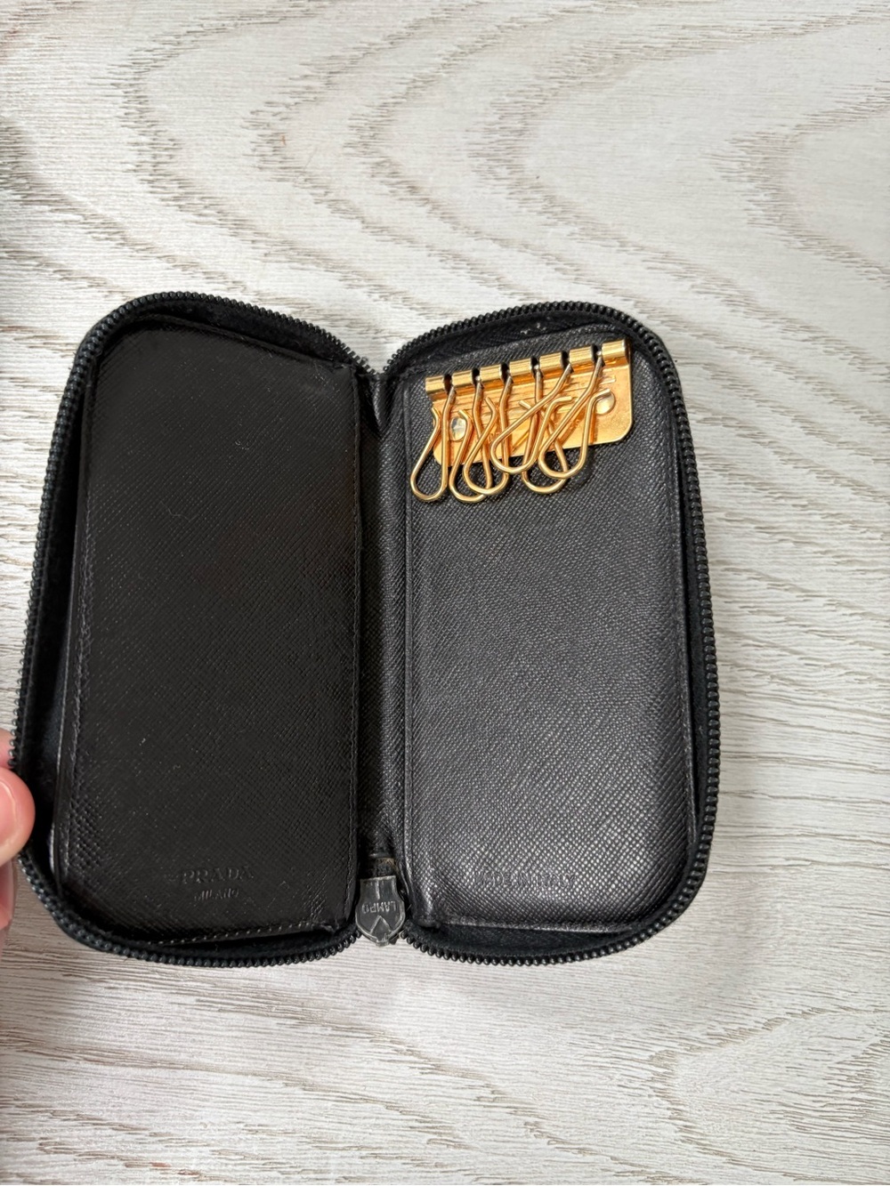 Prada Black Saffiano Zip Card and key Holder with Gold Logo - Picture 3 of 3